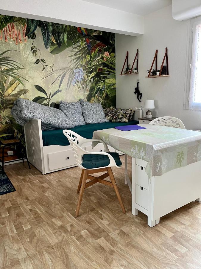 Appartement Sénane - Joli studio à 50m de la plage, parking à Courseulles-sur-Mer Extérieur photo
